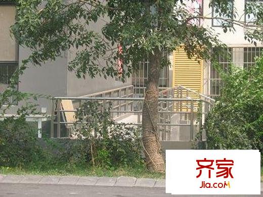 后現(xiàn)代城外景圖
