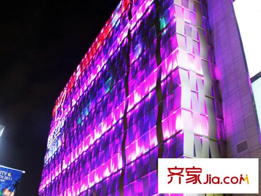 金領國際周邊百米處商場