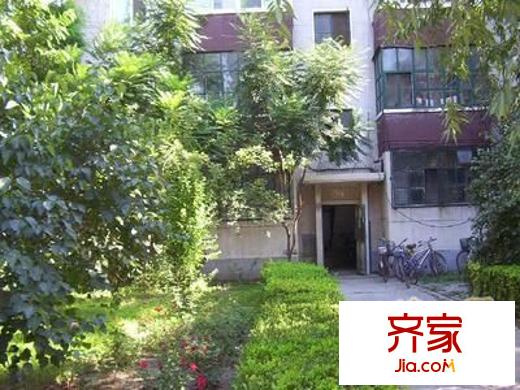 大東關(guān)鐵路宿舍外景圖 