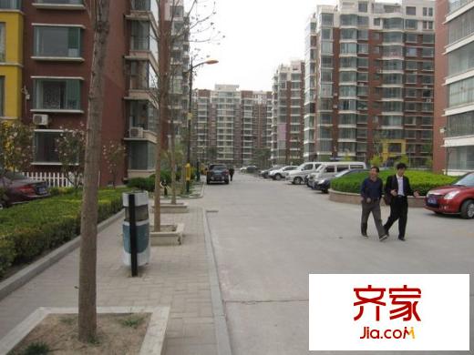 新興國際文教城外景圖 