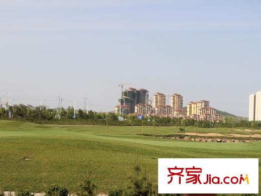 三盛國(guó)際海岸周邊配套之高爾夫球場(chǎng)