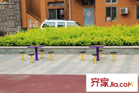 聯(lián)城海岸錦城錦繡園周邊配套之體育街
