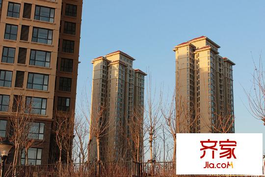 新梅江雅境新楓尚小區(qū)樓棟實(shí)景（2015-3）