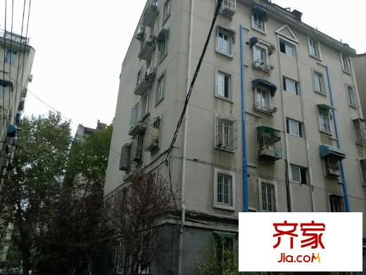 建工學(xué)院宿舍外景圖