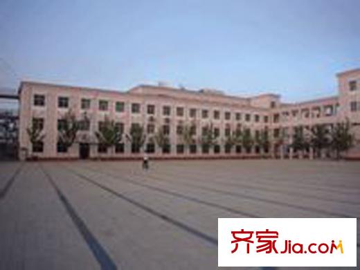 天房雍陽府周邊學校