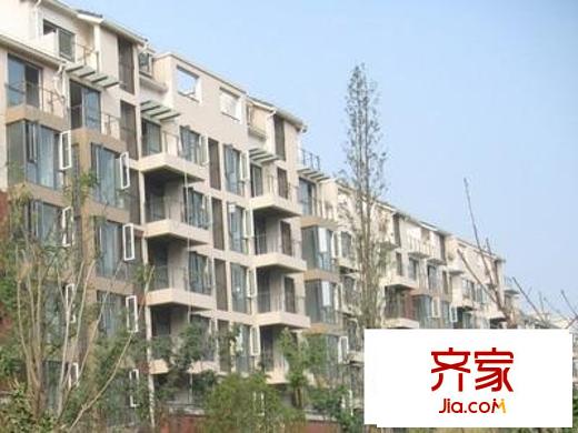 東郊小鎮(zhèn)別墅外景圖