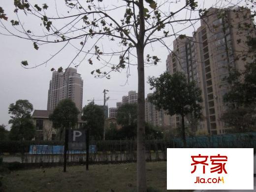 鳳凰港藍(lán)寶灣花園外景圖