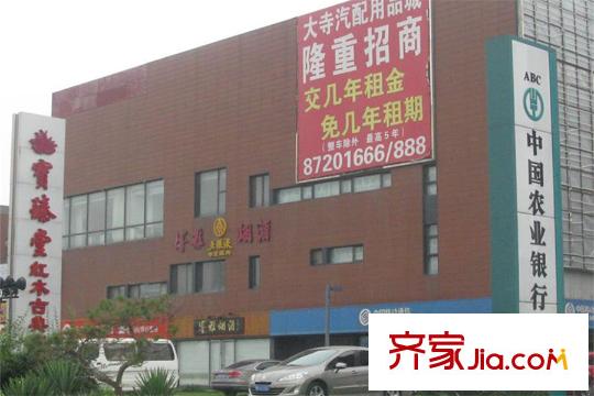 新梅江錦秀里周邊臨近的商業(yè)街