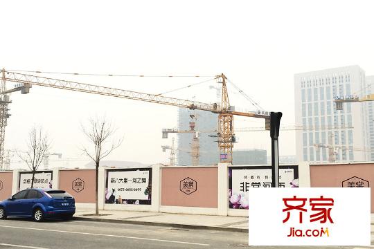 天房美棠小區(qū)圍擋（2015-3）