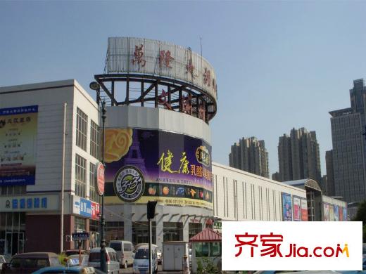 璽岳南行2000米大胡同商街