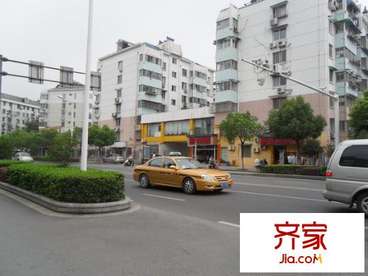 安民村外景圖
