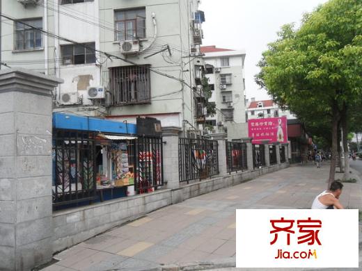 安民村外景圖
