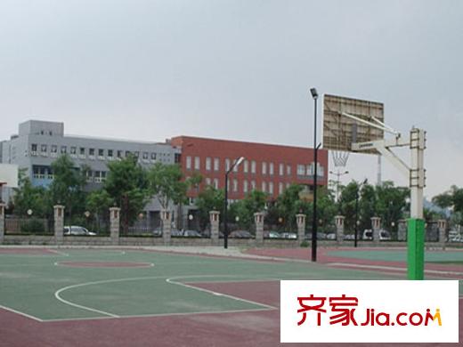 佳和雅庭周邊臨近南開翔宇中學(xué)梅江校區(qū)