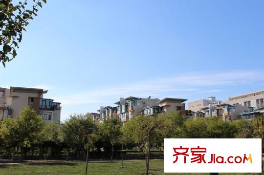 金隅滿堂中北鎮(zhèn)公園配套