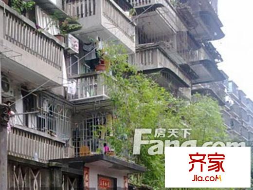 物資所單宿外景圖 