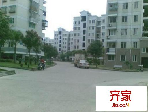 建華小區(qū)一期外景圖建華小區(qū) 