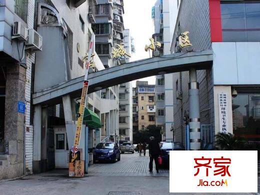 富城小區(qū)外景圖 