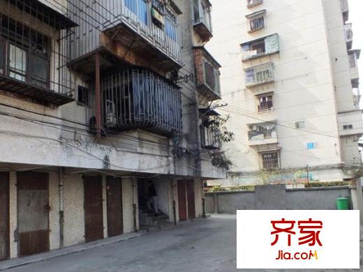 建新新村外景圖 