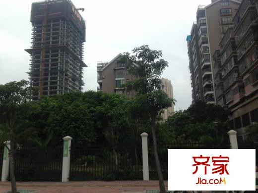 融鳳江濱外景圖 