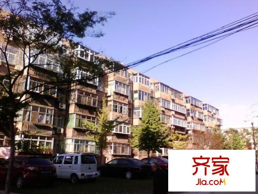 偏坡鐵路樓外景圖 