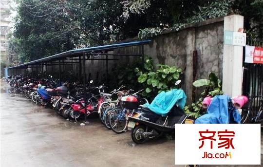 外經(jīng)貿(mào)廣場外景圖 