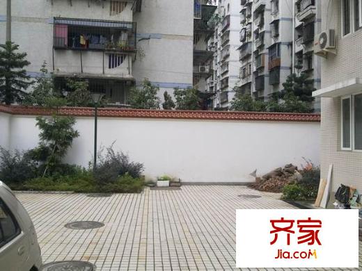 省建設(shè)廳建工建材單位宿舍外景圖 