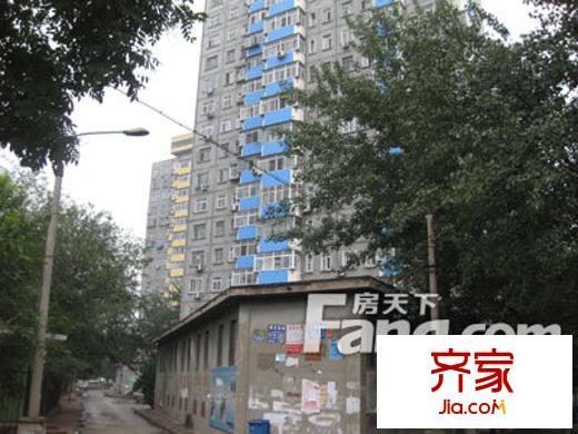 鳳東樓外景圖 