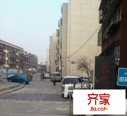 現(xiàn)代花苑外景圖 