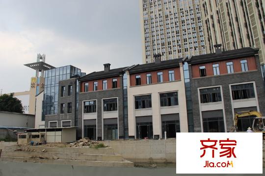 中央第五街實(shí)景圖工程進(jìn)度（2013-09-04）