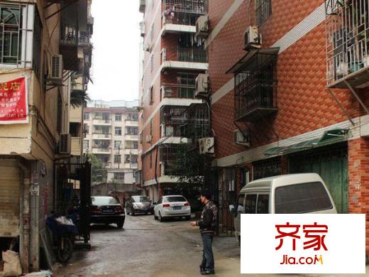 隆盛小區(qū)外景圖 