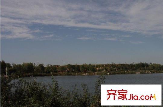 鳳凰湖畔周邊配套-青龍湖