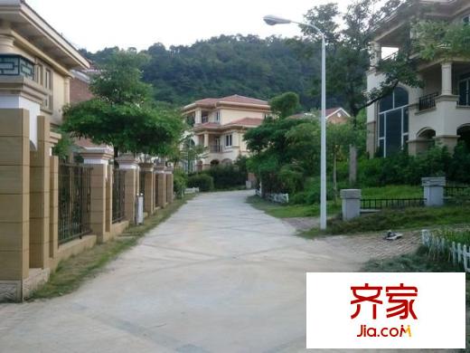翠湖山莊外景圖 