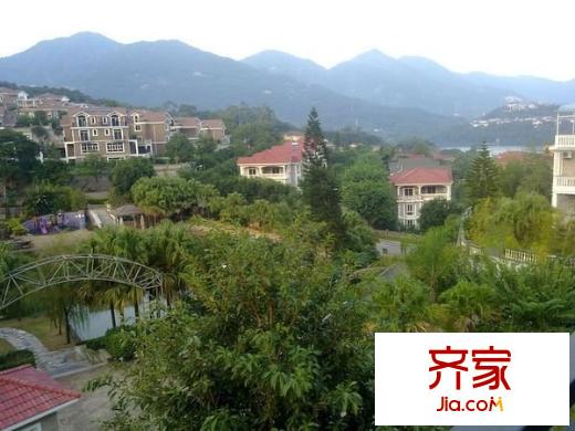 翠湖山莊外景圖 