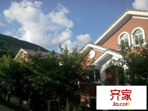 翠湖山莊外景圖 