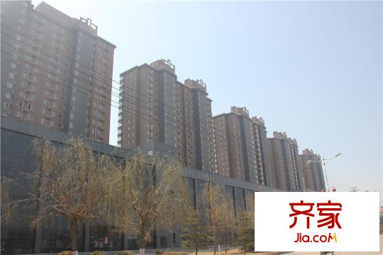 榮域春季沿街樓棟工程進(jìn)展（2015-03-23）