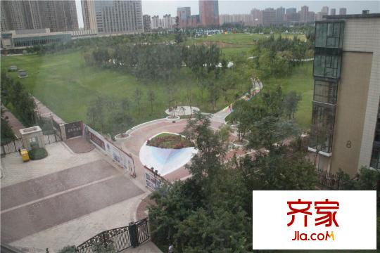 唐山雅頌居小區(qū)內(nèi)部（2015-09-10）