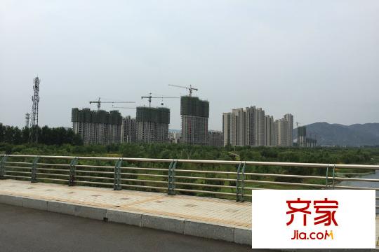 津西東湖灣項目湖邊（2015-07-17）