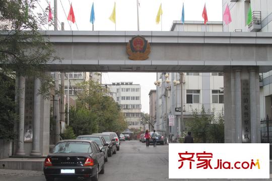天昱金元項(xiàng)目東側(cè)5米公安局