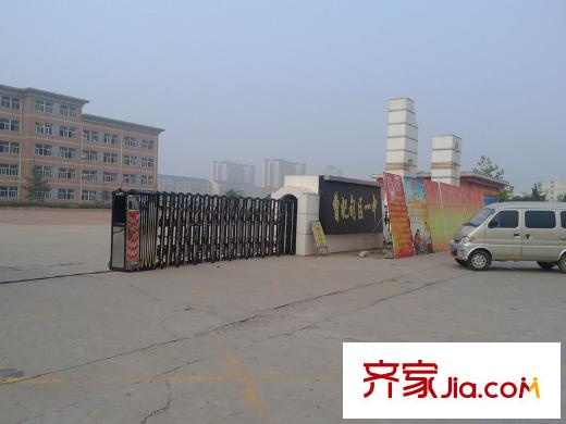 麗景盛園項目南側(cè)曹妃甸一中