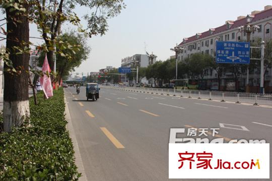 富強城周邊寬敞的北新道