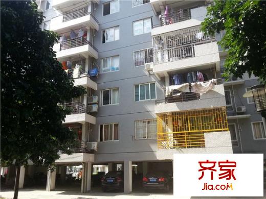 龍津苑小區(qū)外景圖 
