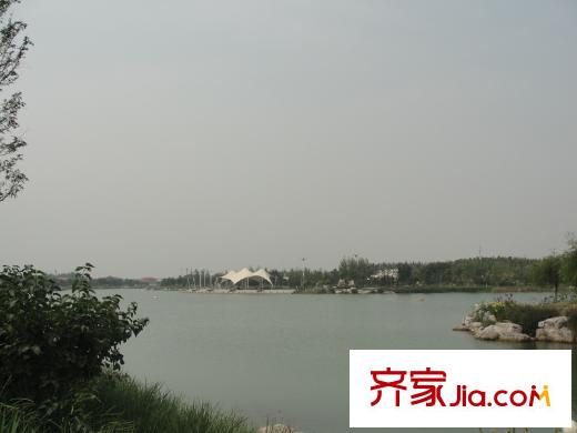 唐門(mén)一品周邊的青龍湖公園