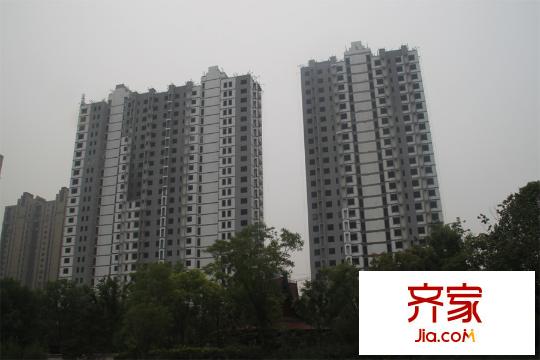 潤達(dá)萬科金域藍(lán)灣二期工程進(jìn)展實(shí)景（2015-6-23）