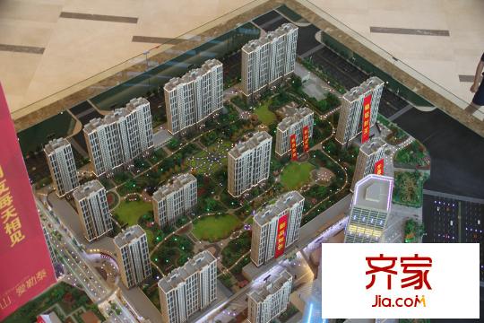 勒泰城售樓處沙盤（2015-7-9）