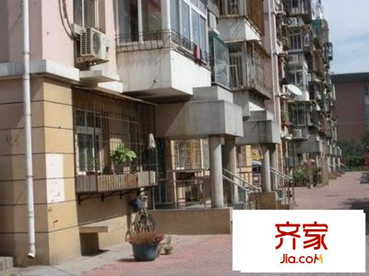 先春園隆春里外景圖