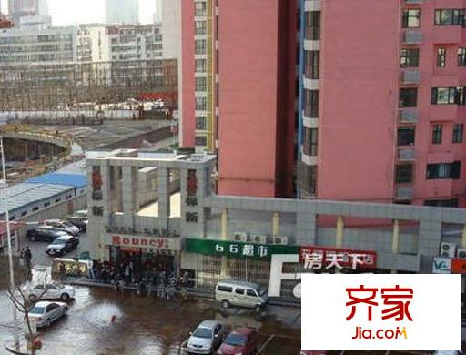 富裕廣場外景圖