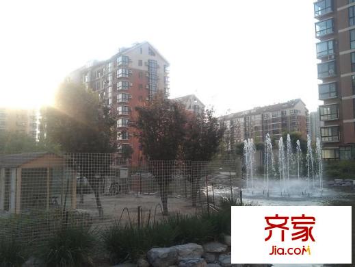 半島豪庭外景圖