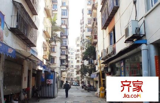 元興小區(qū)外景圖 
