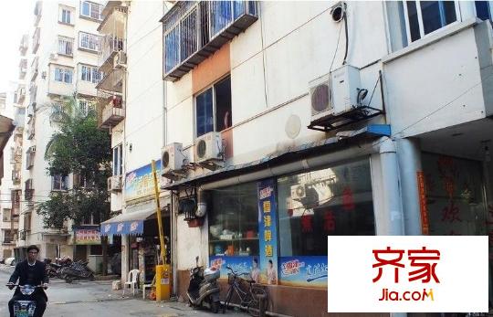 元興小區(qū)外景圖 