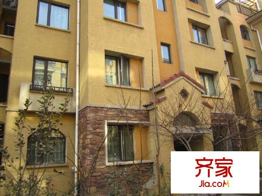 洛卡小鎮(zhèn)
